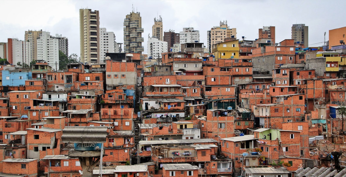 Adolescentes e jovens da Cidade Tiradentes, na Zona Leste de São